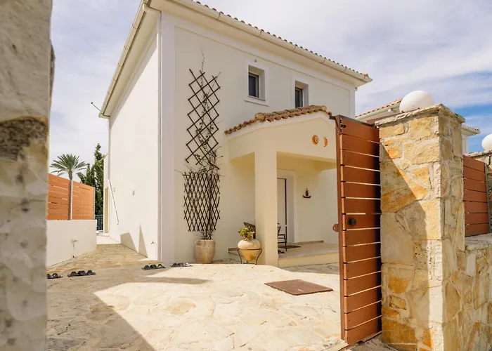 Sea View Villa *